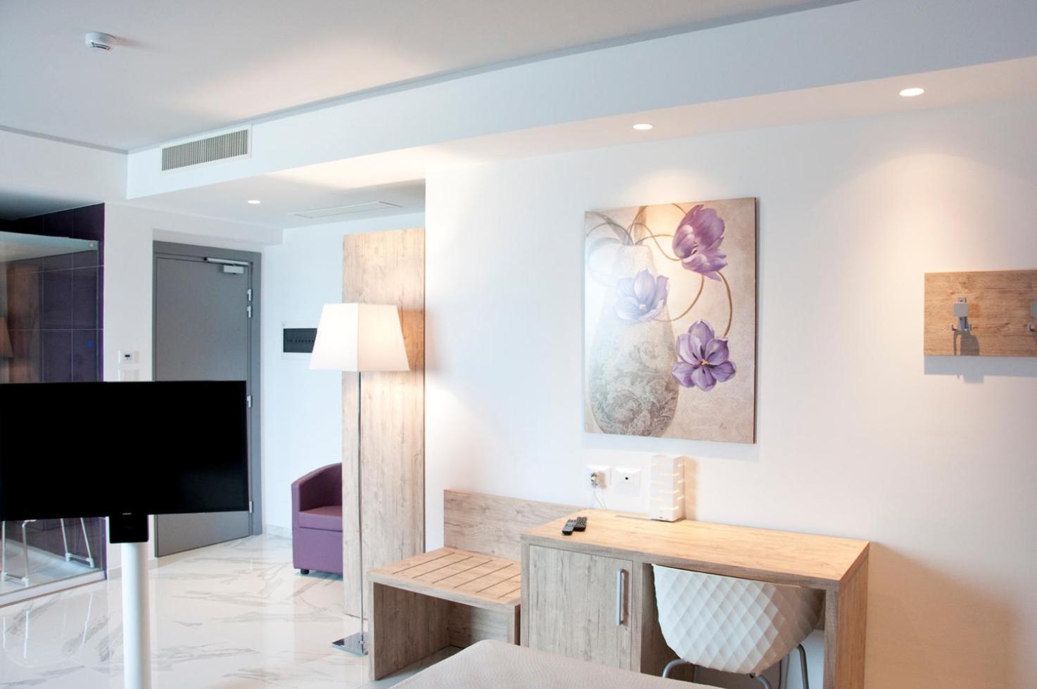 Ambruosi Village Resort & Spa มาสซิญาโน ภายนอก รูปภาพ