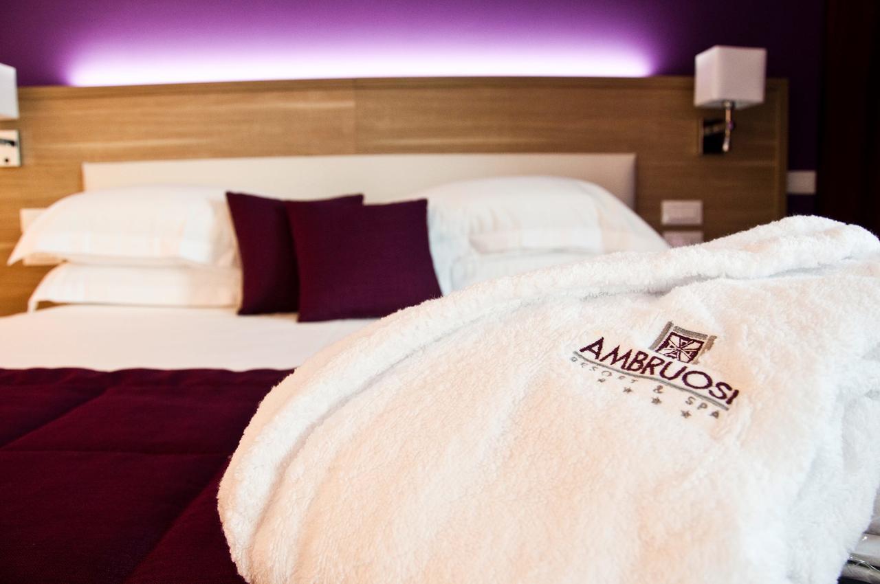 Ambruosi Village Resort & Spa มาสซิญาโน ภายนอก รูปภาพ